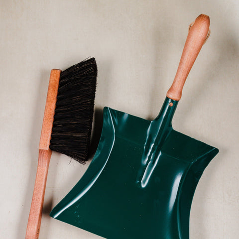 Moss Green Dustpan