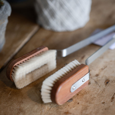 Pear Wood Leaf Brush